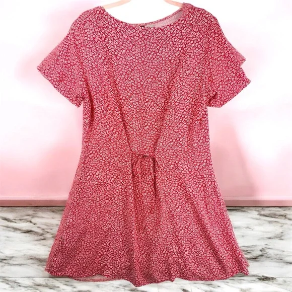 Divided By H&M Floral Red Button-Down Mini Dress Short Sleeves Tie Back - Medium - Picture 2 of 8
